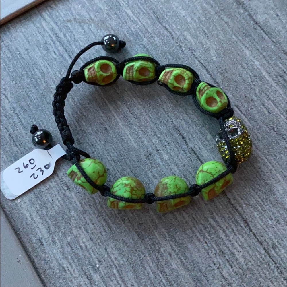 Bakelite skull beaded adjustable bracelet